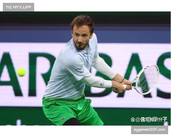 迈阿密赛第三轮：梅德韦杰夫送出“双蛋”横扫对手晋级